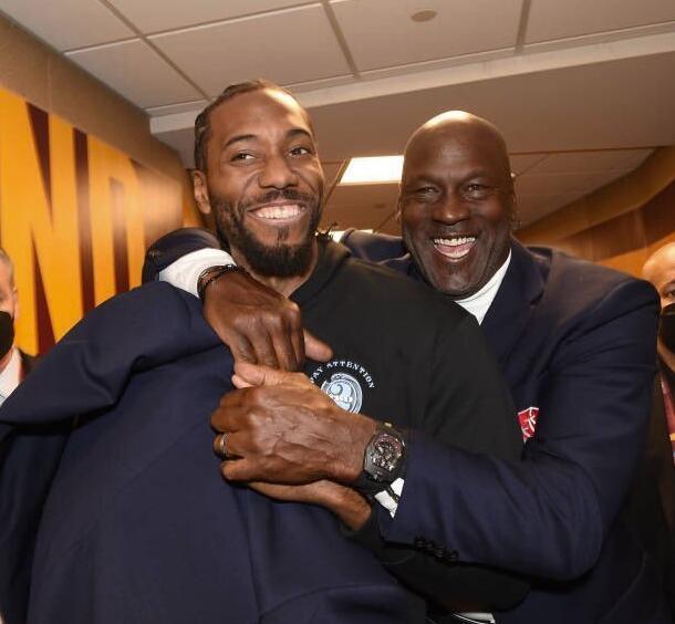 用板凳深度 用板凳深度